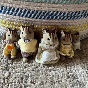 Calico critter chipmunk family